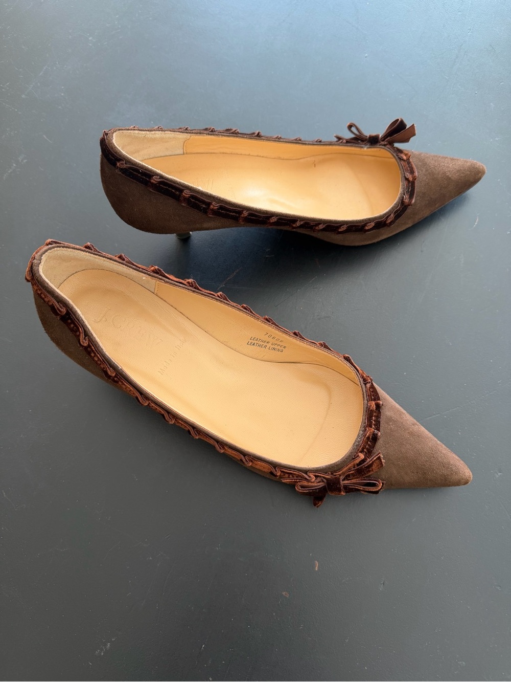 J. Crew Brown Suede Pointed-Toe Kitten Heels with Bow Trim 7.5